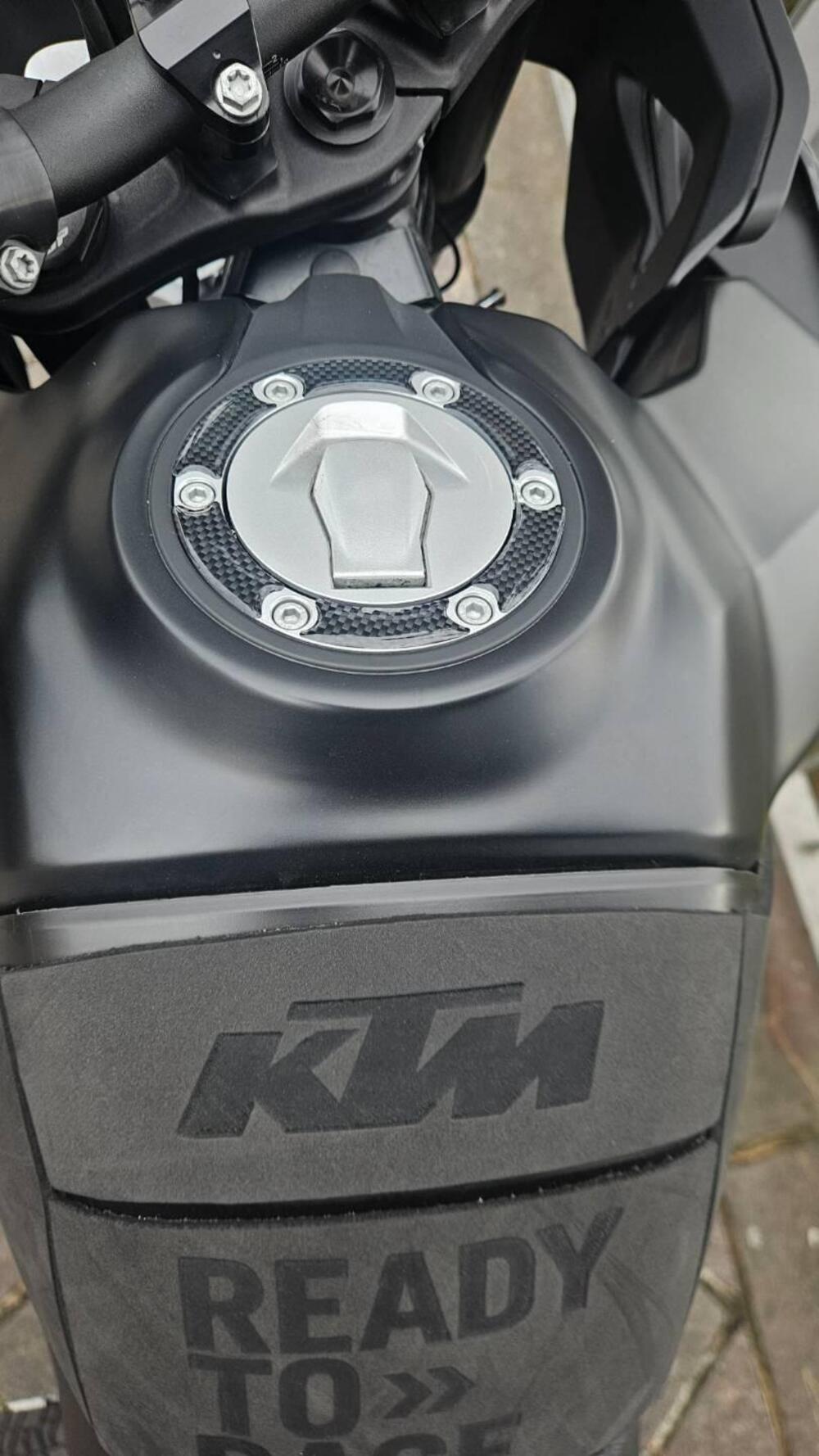 KTM 890 SMT (2023 - 25) (10)
