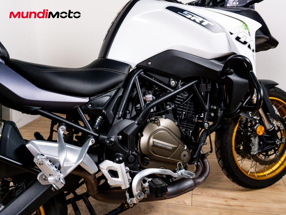 QJ Motor SRT 700 X (2024 - 25) (4)