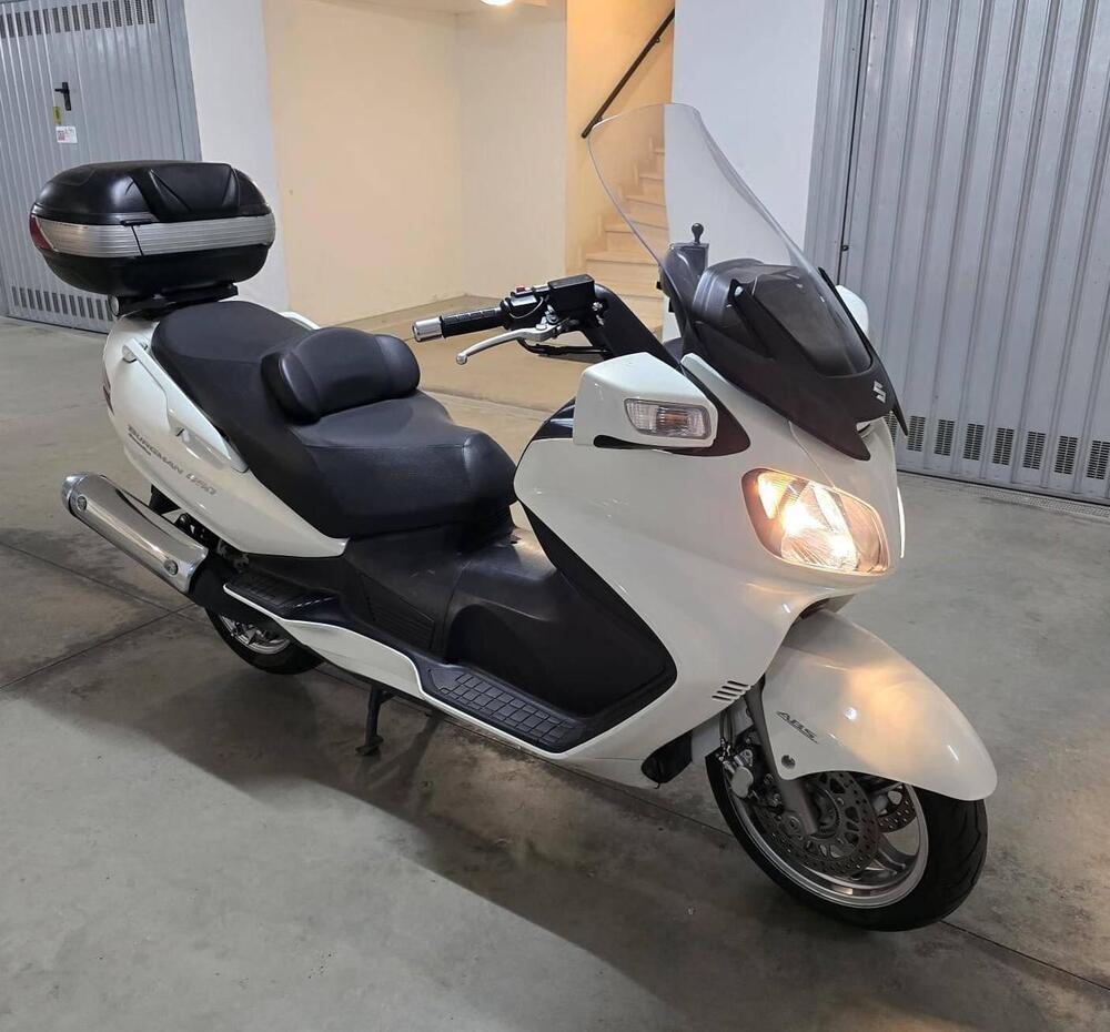 Suzuki Burgman AN 650 Executive ABS (2006 - 12) (4)