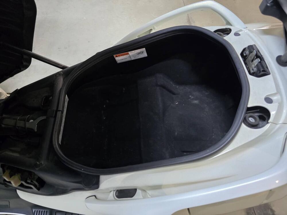 Suzuki Burgman AN 650 Executive ABS (2006 - 12) (6)