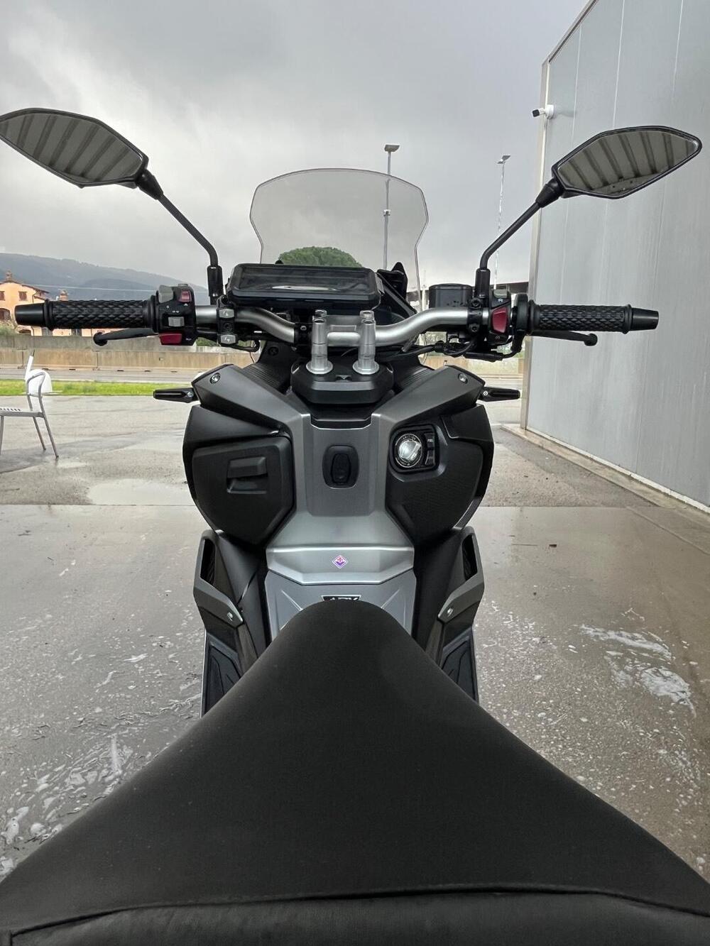 Voge Sfida SR1 ADV (2023 - 26) (6)