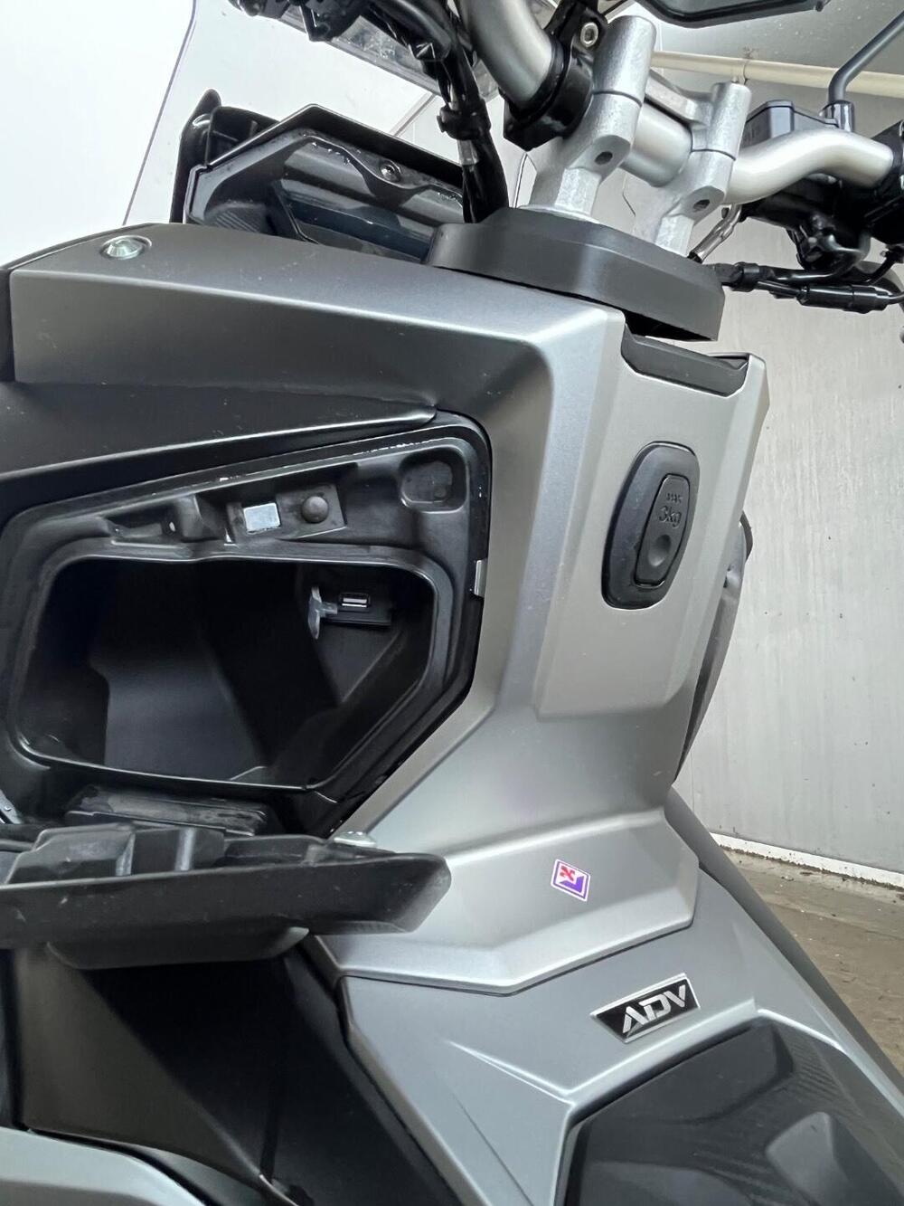 Voge Sfida SR1 ADV (2023 - 26) (13)