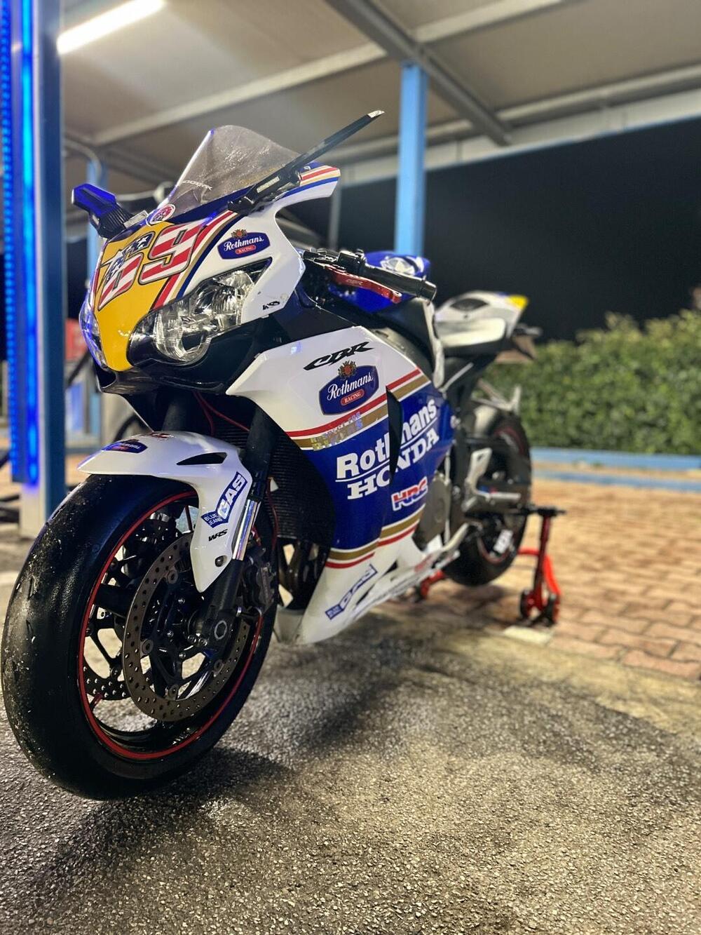 Honda CBR 1000 RR Fireblade (2008 - 11) (4)