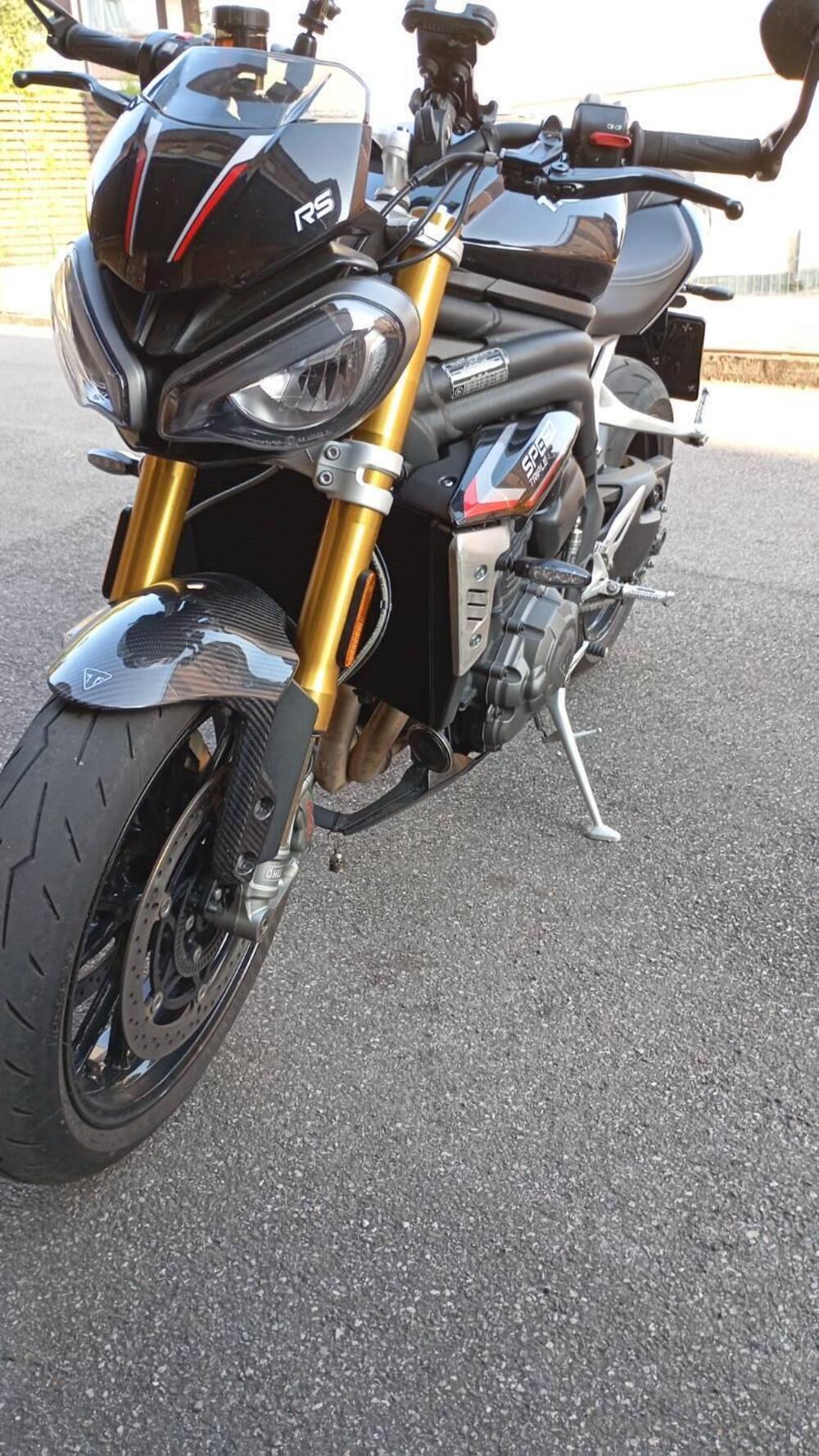 Triumph Speed Triple 1200 RS (2021 - 24) (6)