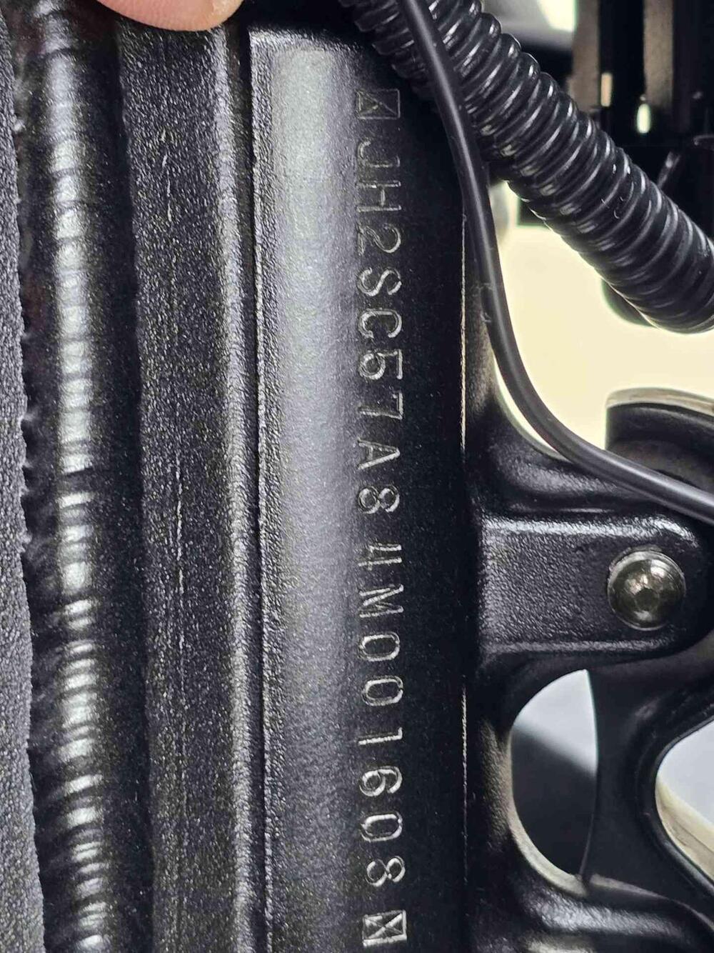 Honda CBR 1000 RR Fireblade (2004 - 05) (22)