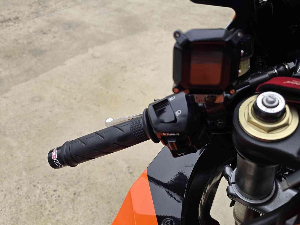 Honda CBR 1000 RR Fireblade (2004 - 05) (20)