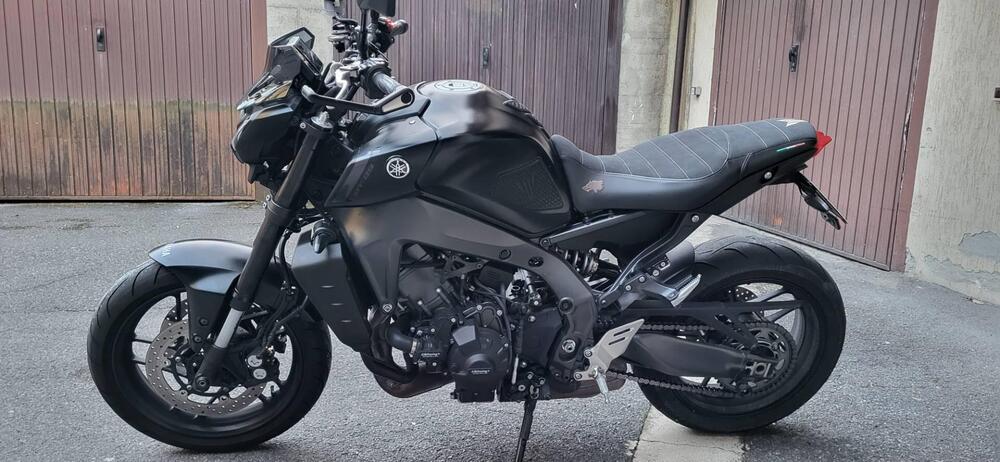 Yamaha MT-09 (2021 - 23) (3)