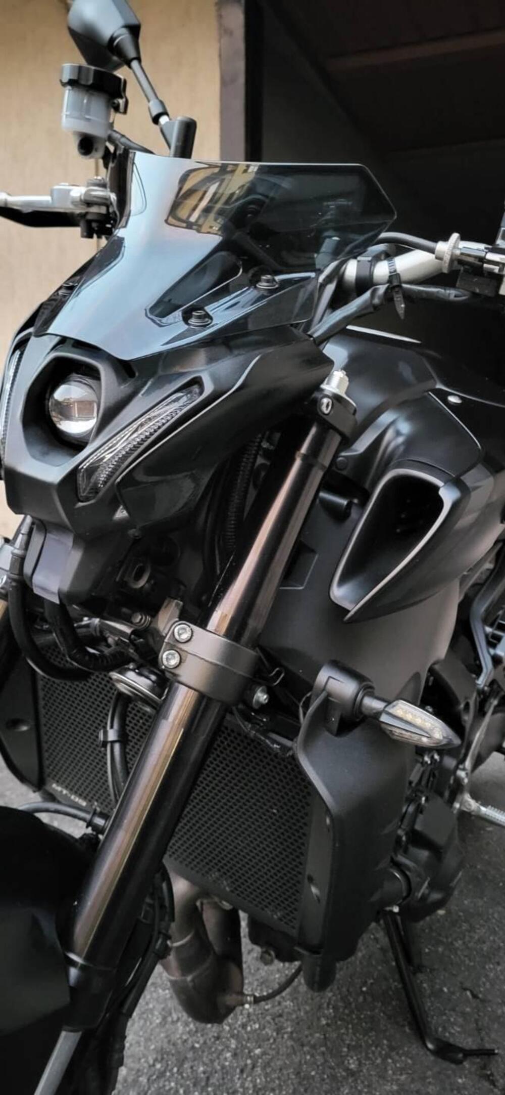 Yamaha MT-09 (2021 - 23) (9)