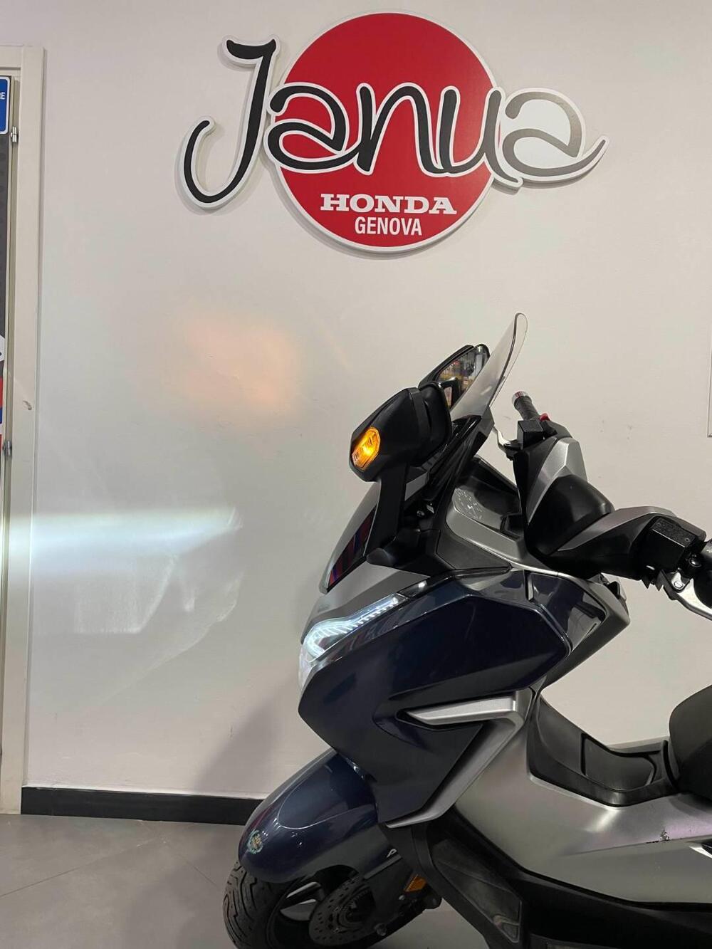 Honda Forza 300 ABS (2018 - 20) (2)