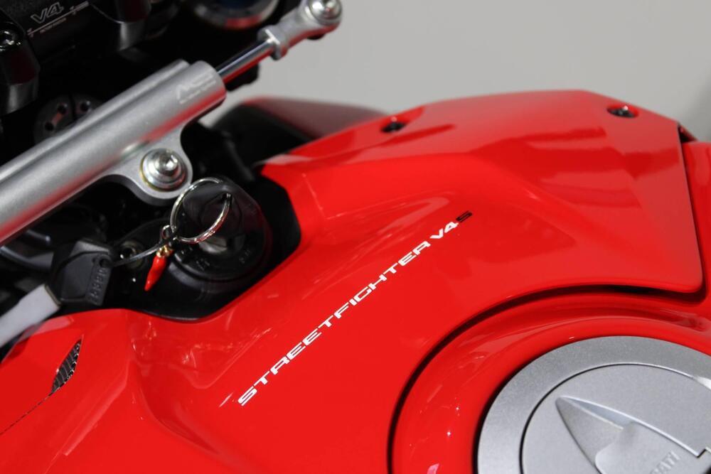 Ducati Streetfighter V4 1100 S (2021 - 22) (7)