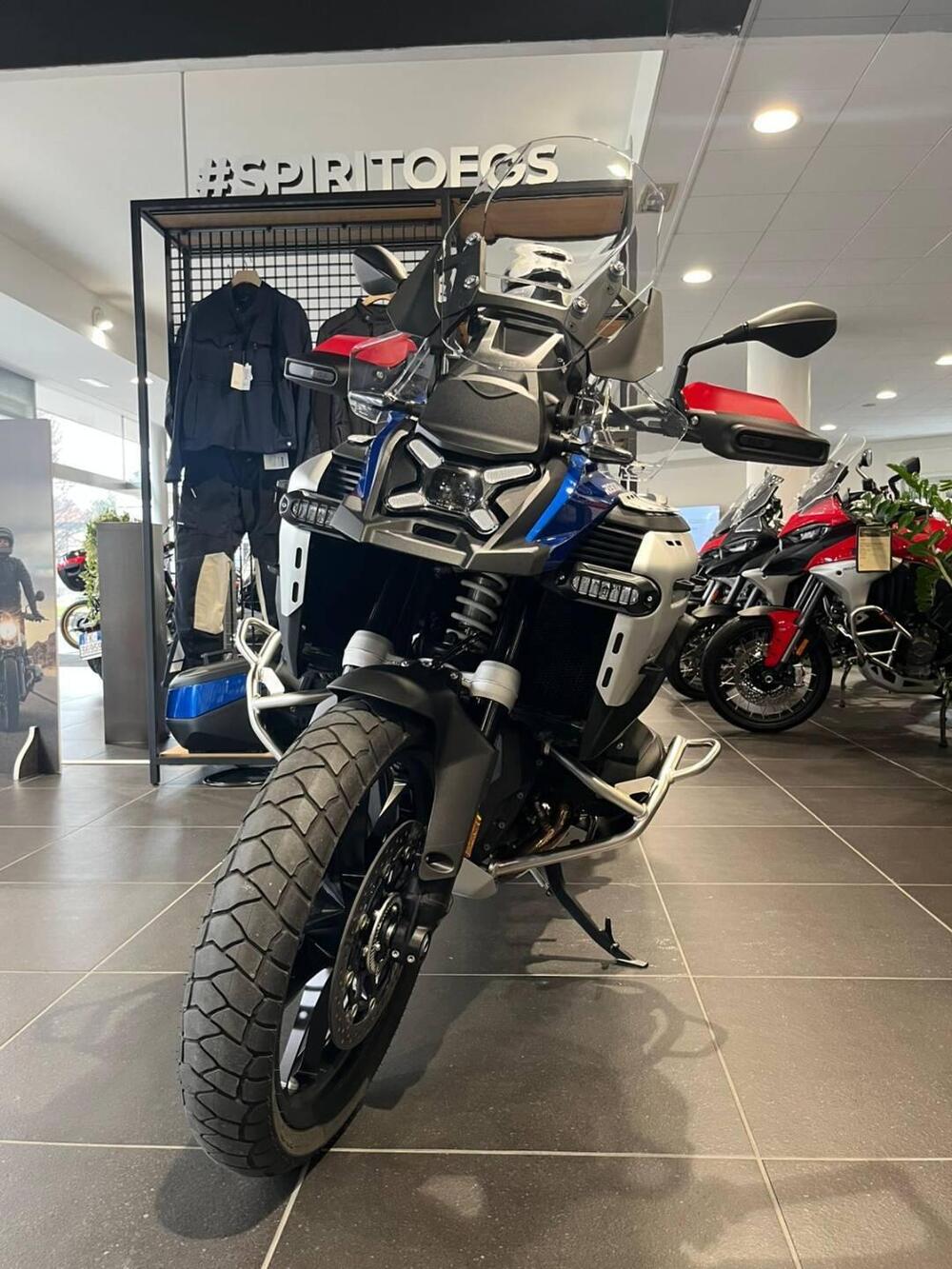 Bmw R 1300 GS Adventure ASA (2025 - 26) (7)