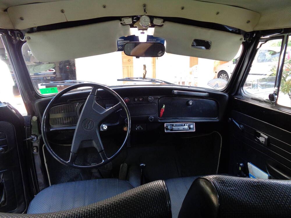 Volkswagen maggiolone cabrio  d'epoca a Forlì-Cesena (8)