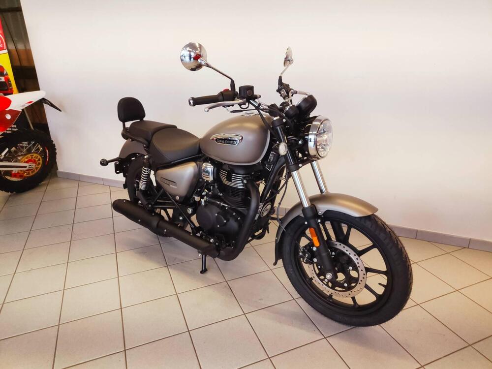 Royal Enfield Meteor 350 (2021 - 26) (2)