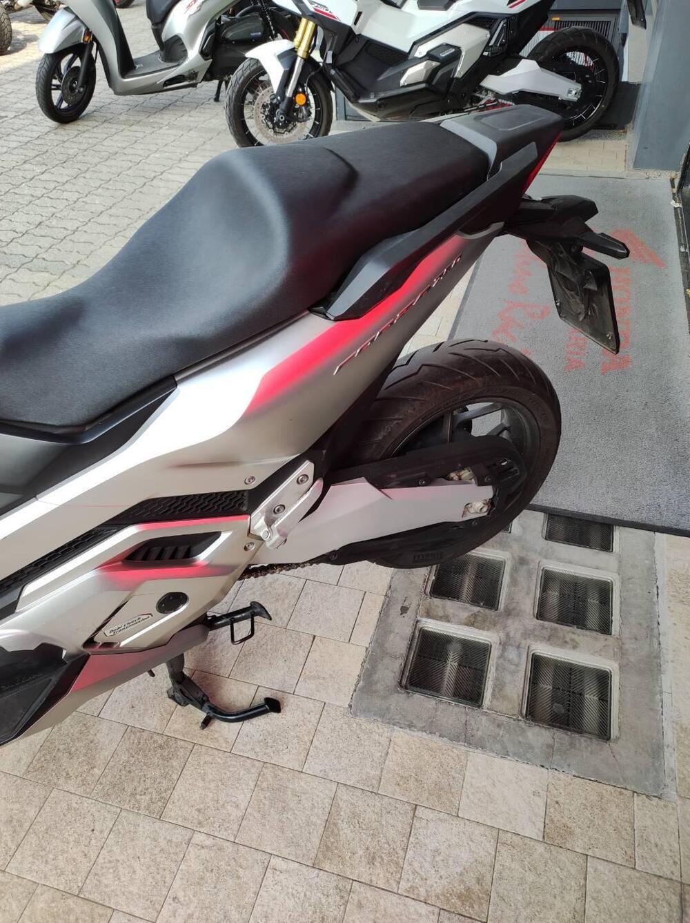 Honda Forza 750 DCT (2021 - 24) (7)