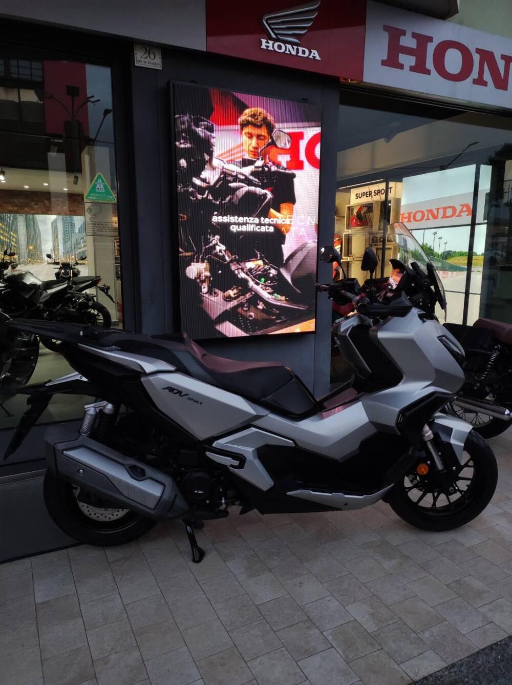 Honda ADV 350 (2022 - 24) (8)