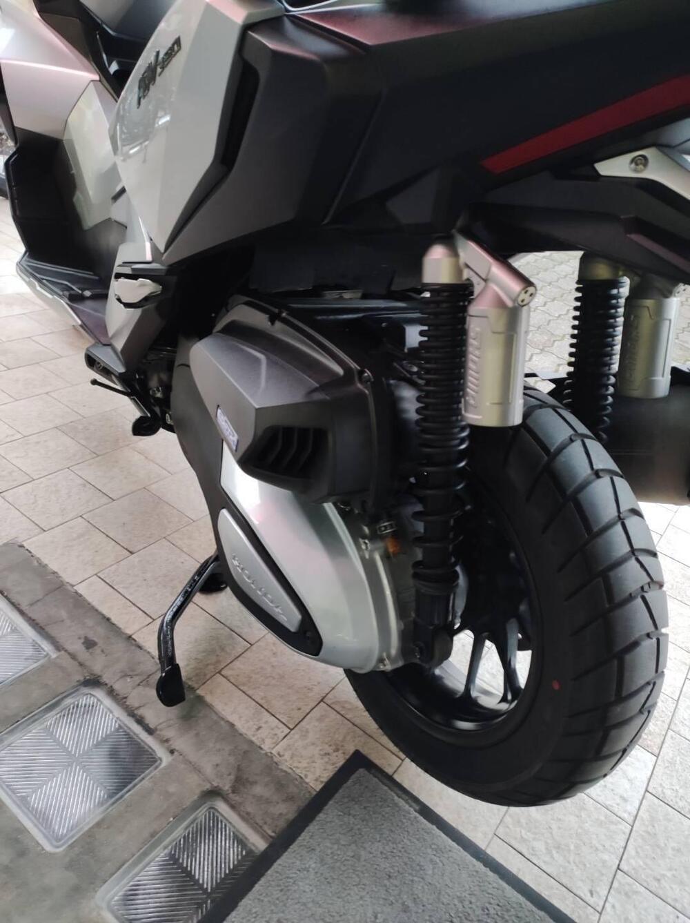 Honda ADV 350 (2022 - 24) (4)