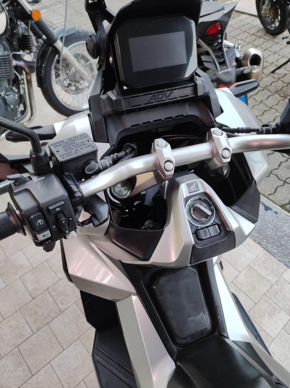 Honda ADV 350 (2022 - 24) (6)