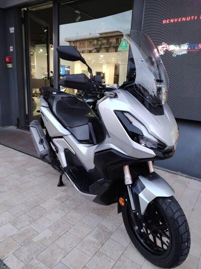 Honda ADV 350 (2022 - 24) usata