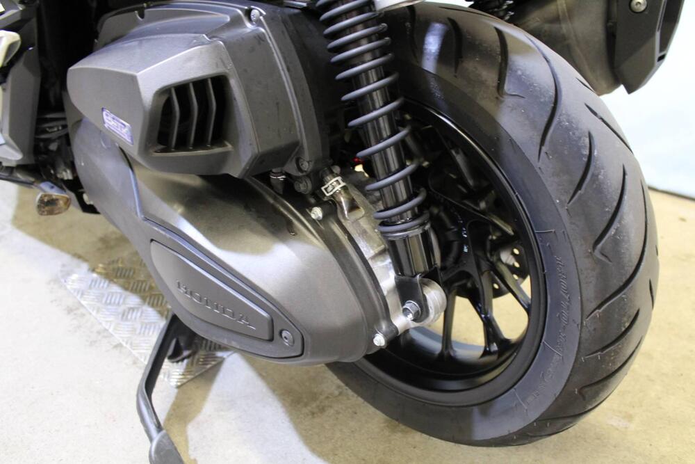 Honda ADV 350 (2022 - 24) (15)