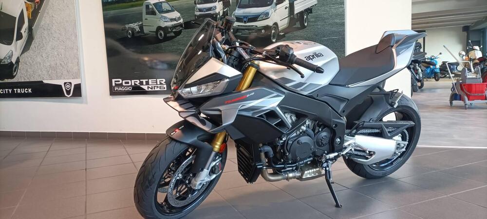 Aprilia Tuono V4 (2025 - 26) (2)