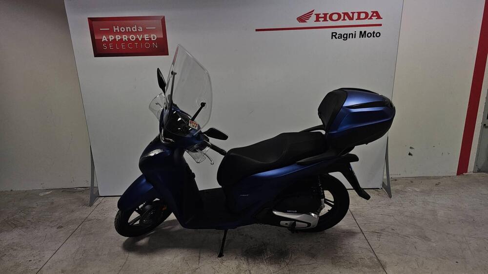 Honda SH 150i Sport (2024 - 25) (2)