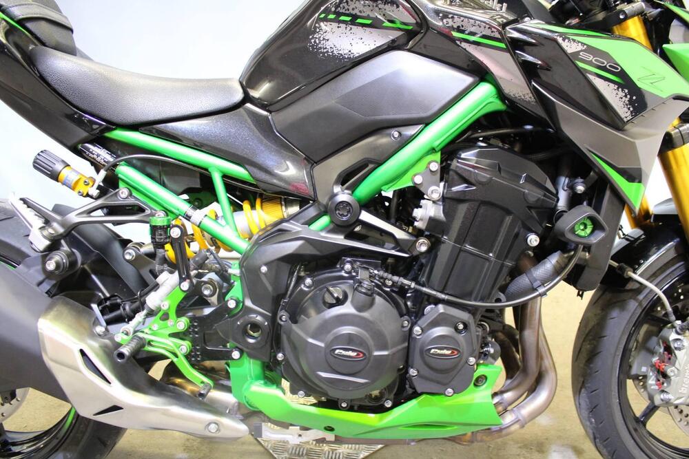 Kawasaki Z 900 SE (2022 - 24) (9)