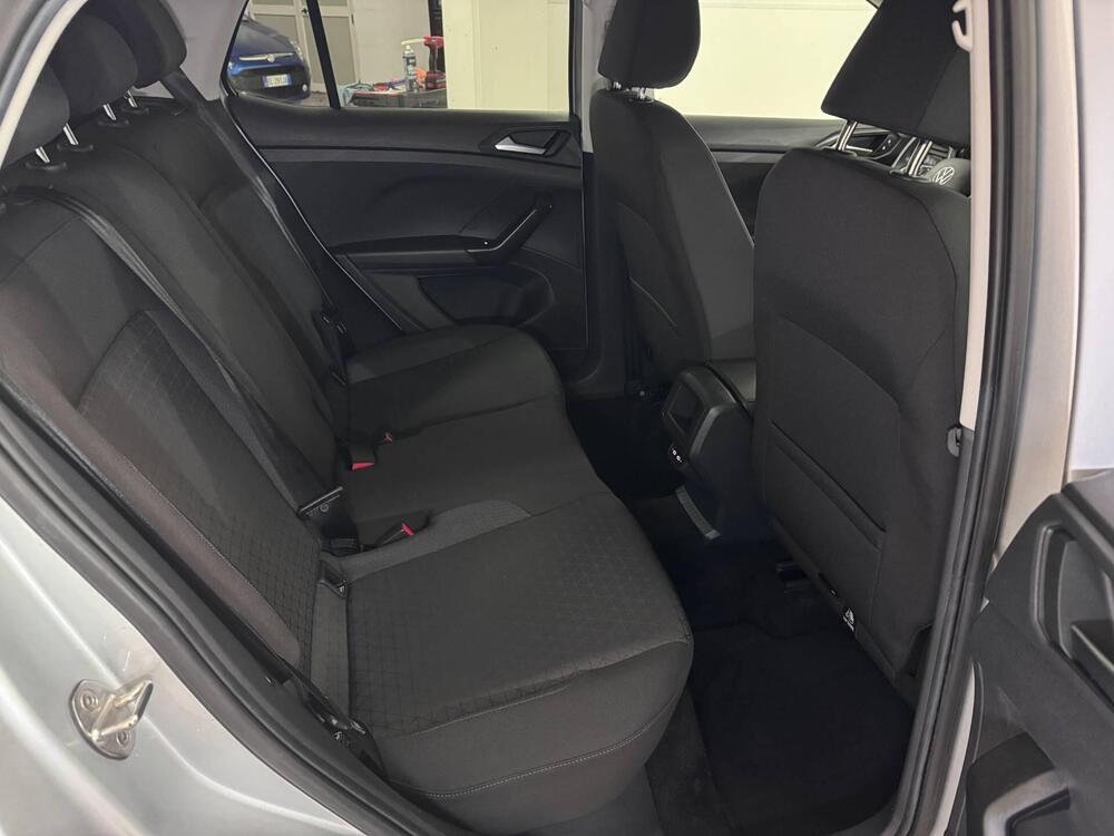 Volkswagen T-Cross usata a Macerata (16)