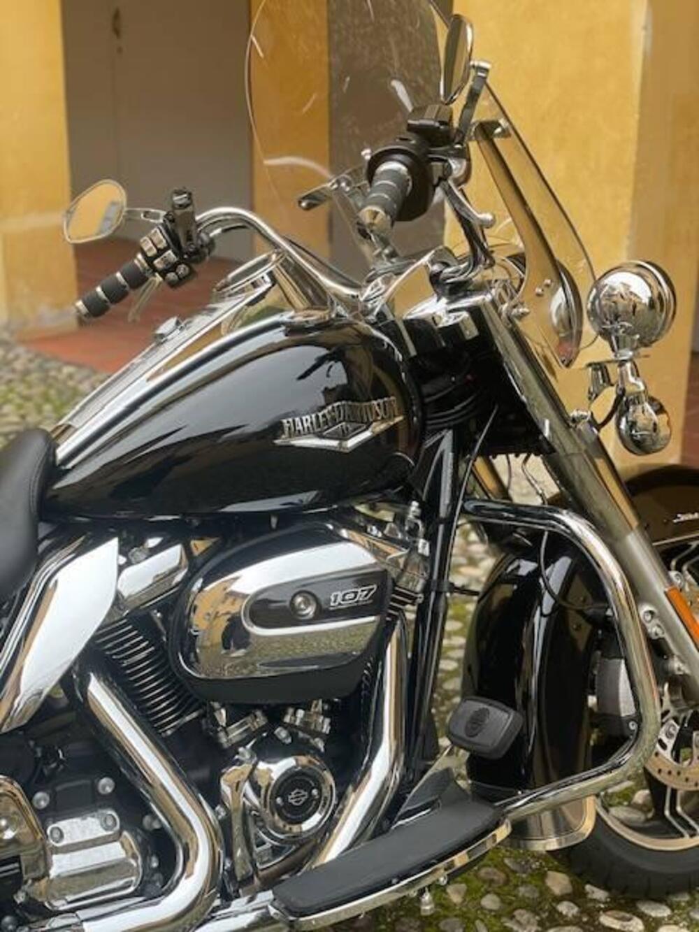 Harley-Davidson 107 Road King Classic (2019 - 20) - FLHRC (3)