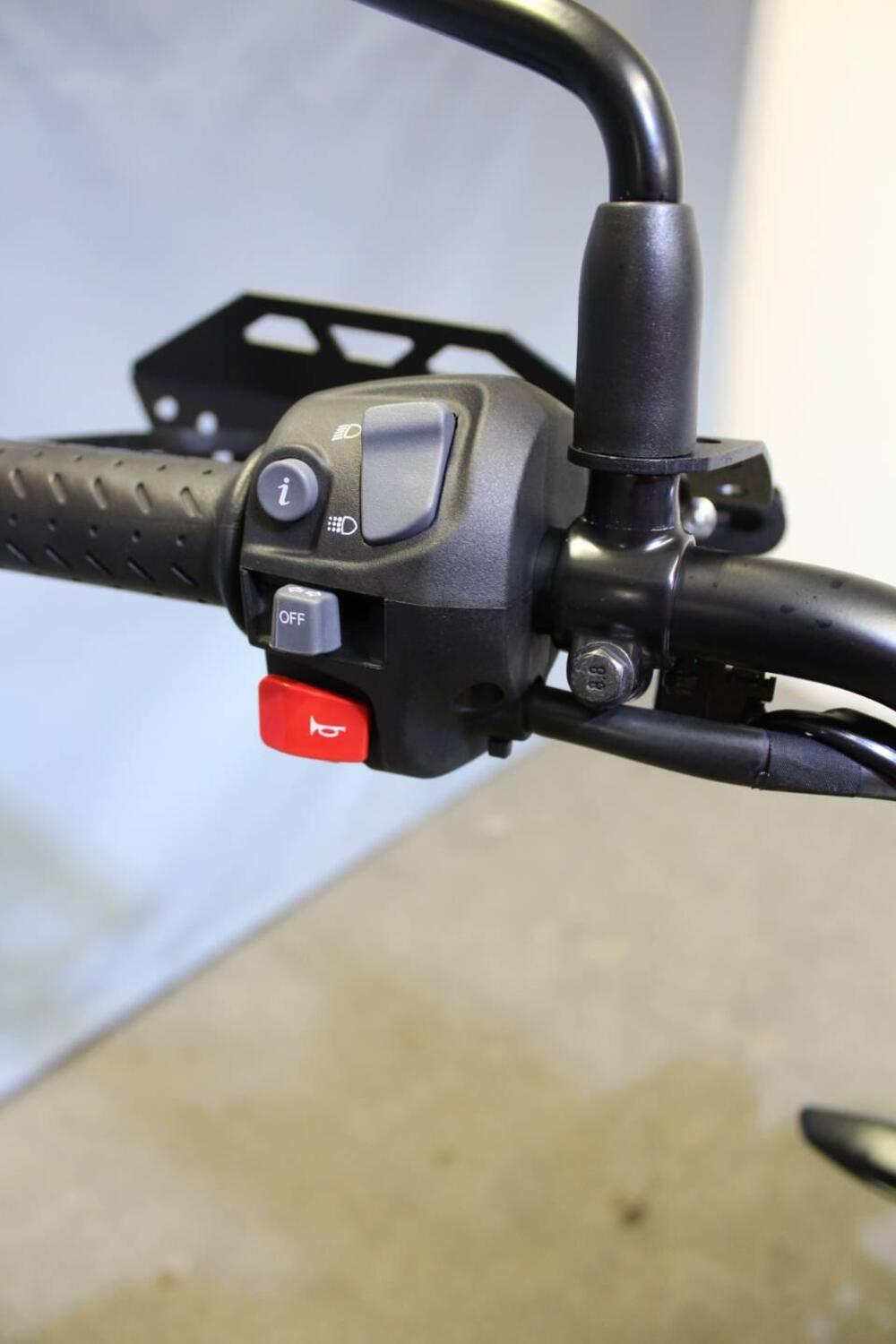 Triumph Scrambler 400 X (2024 - 26) (11)