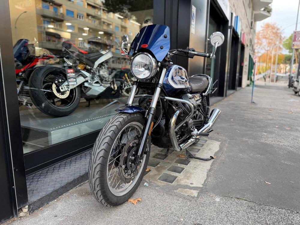 Moto Guzzi V7 Special (2021 - 24) (9)