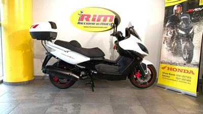 Kymco Xciting 300i R (2007 - 14) usata