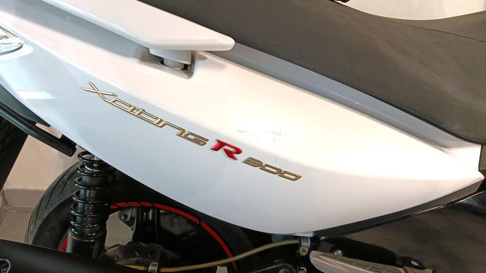 Kymco Xciting 300i R (2007 - 14) (8)