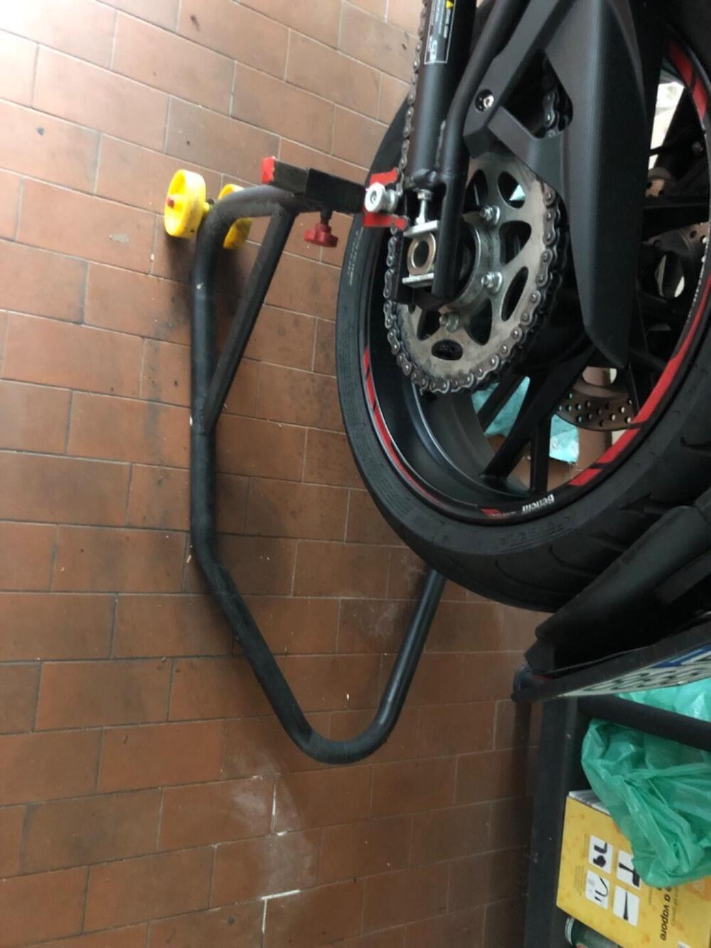 Benelli 752 S (2019 - 20) (2)