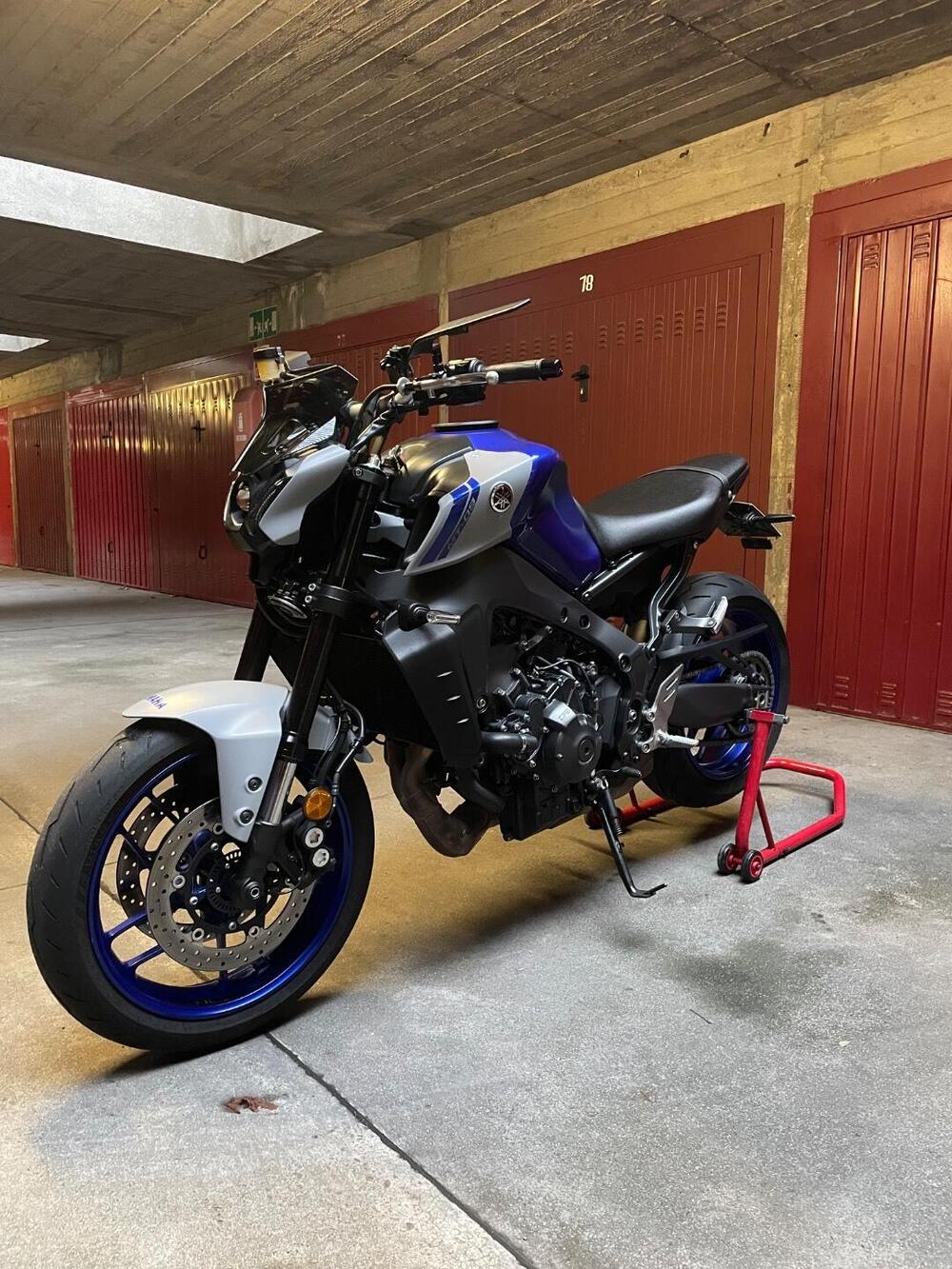 Yamaha MT-09 (2021 - 23) (4)