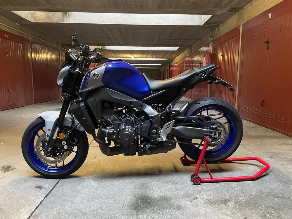 Yamaha MT-09 (2021 - 23) (2)