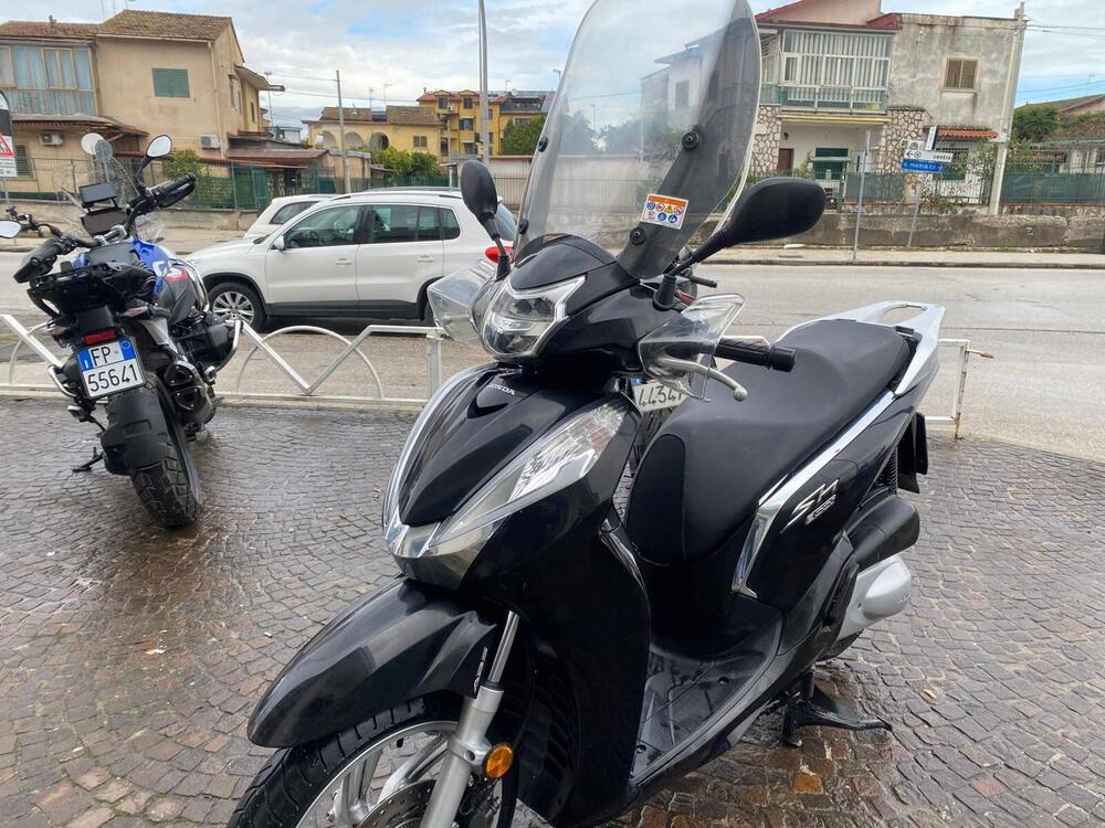 Honda SH 300 i ABS (2016 - 20) (4)