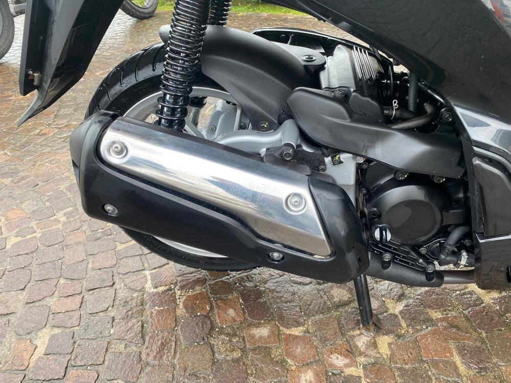 Honda SH 300 i ABS (2016 - 20) (5)