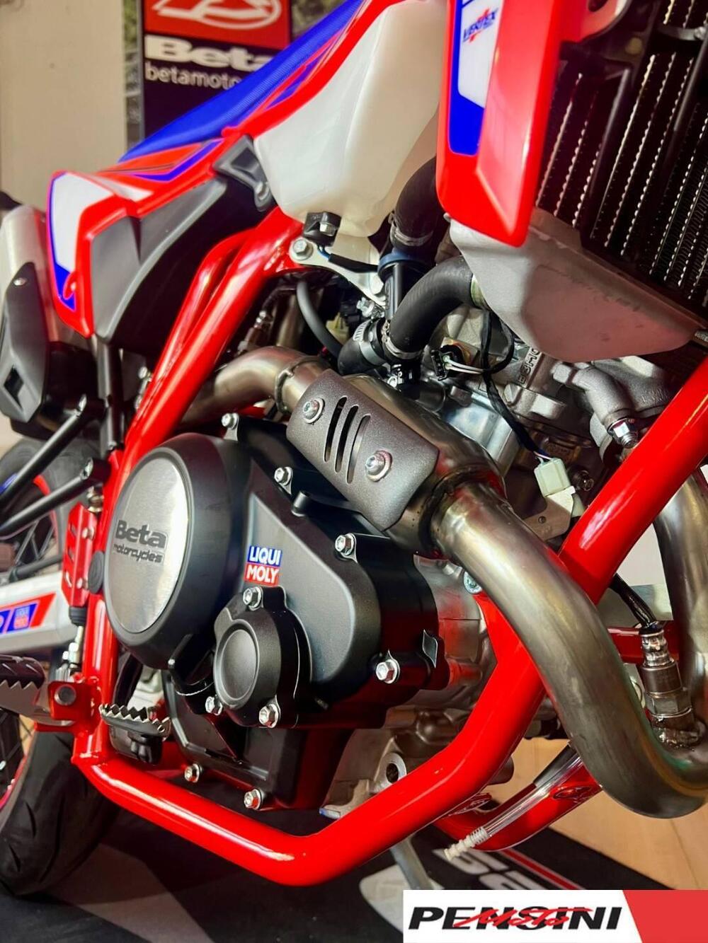 Betamotor RR 125 4T Motard R (2025 - 26) (5)