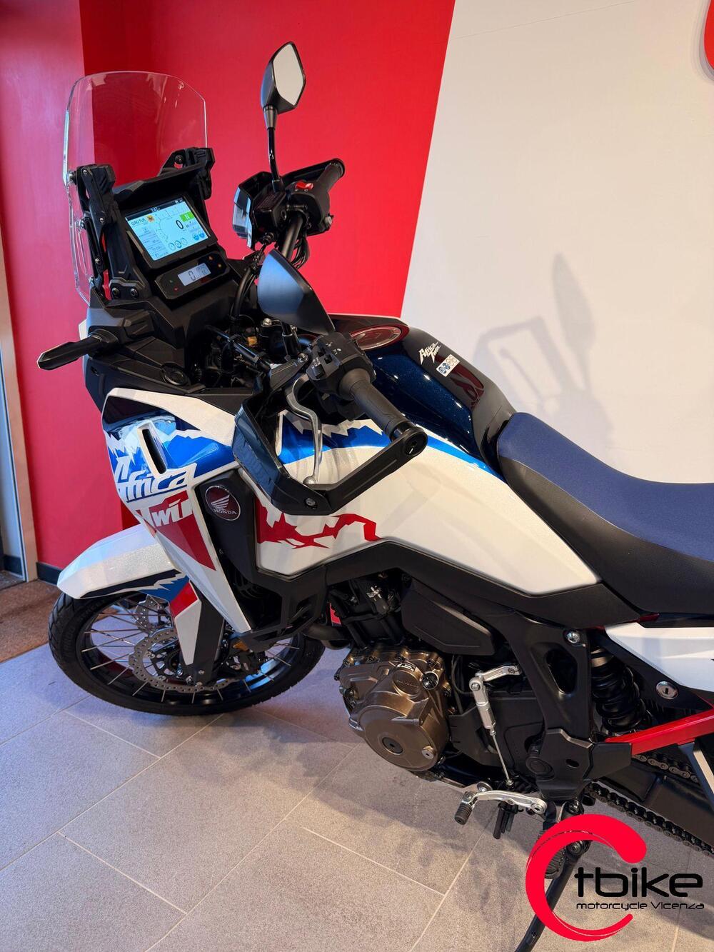 Honda Africa Twin CRF 1100L ES (2024 - 26) (5)