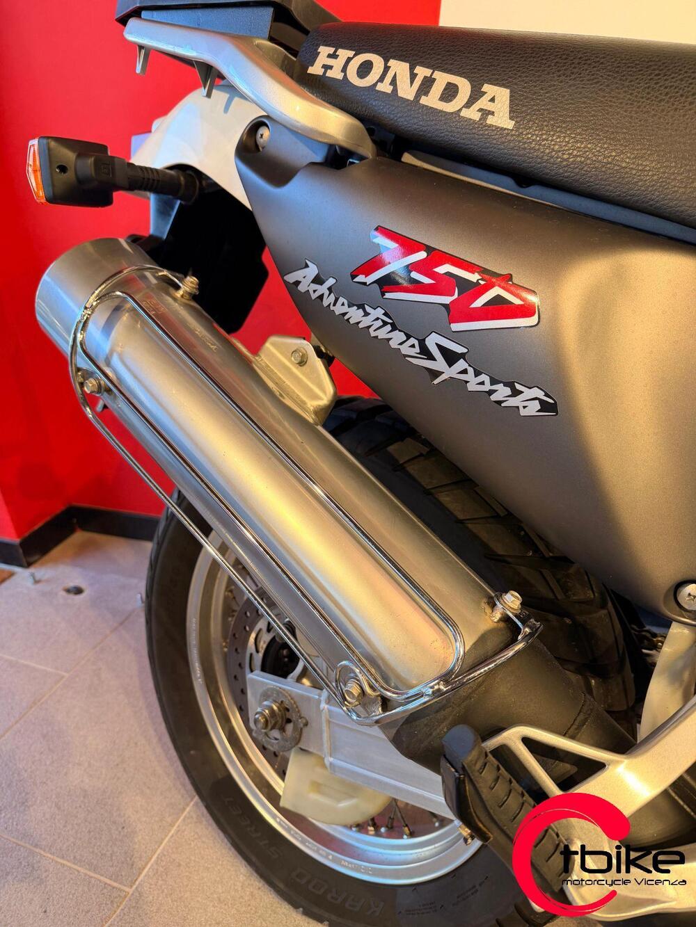 Honda Africa Twin XRV 750 (1996 - 02) (3)