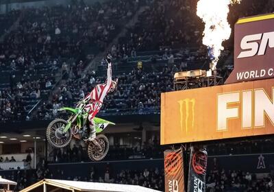 DopoGP SX &amp; MX - ANAHEIM 2: Vince Sexton e... adesso cambiano gli equilibri!? In 250 vince Deegan. DIRETTA ORE 20:30