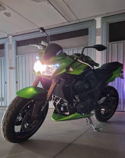 Kawasaki Z 750 R (2011 - 14) usata