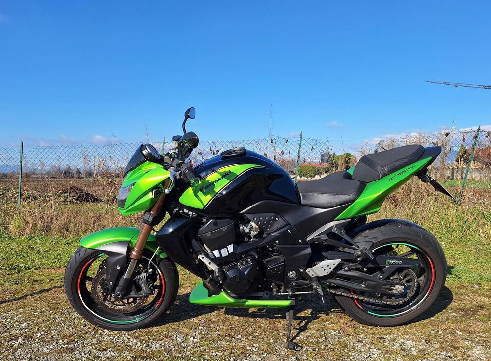 Kawasaki Z 750 R (2011 - 14) (2)