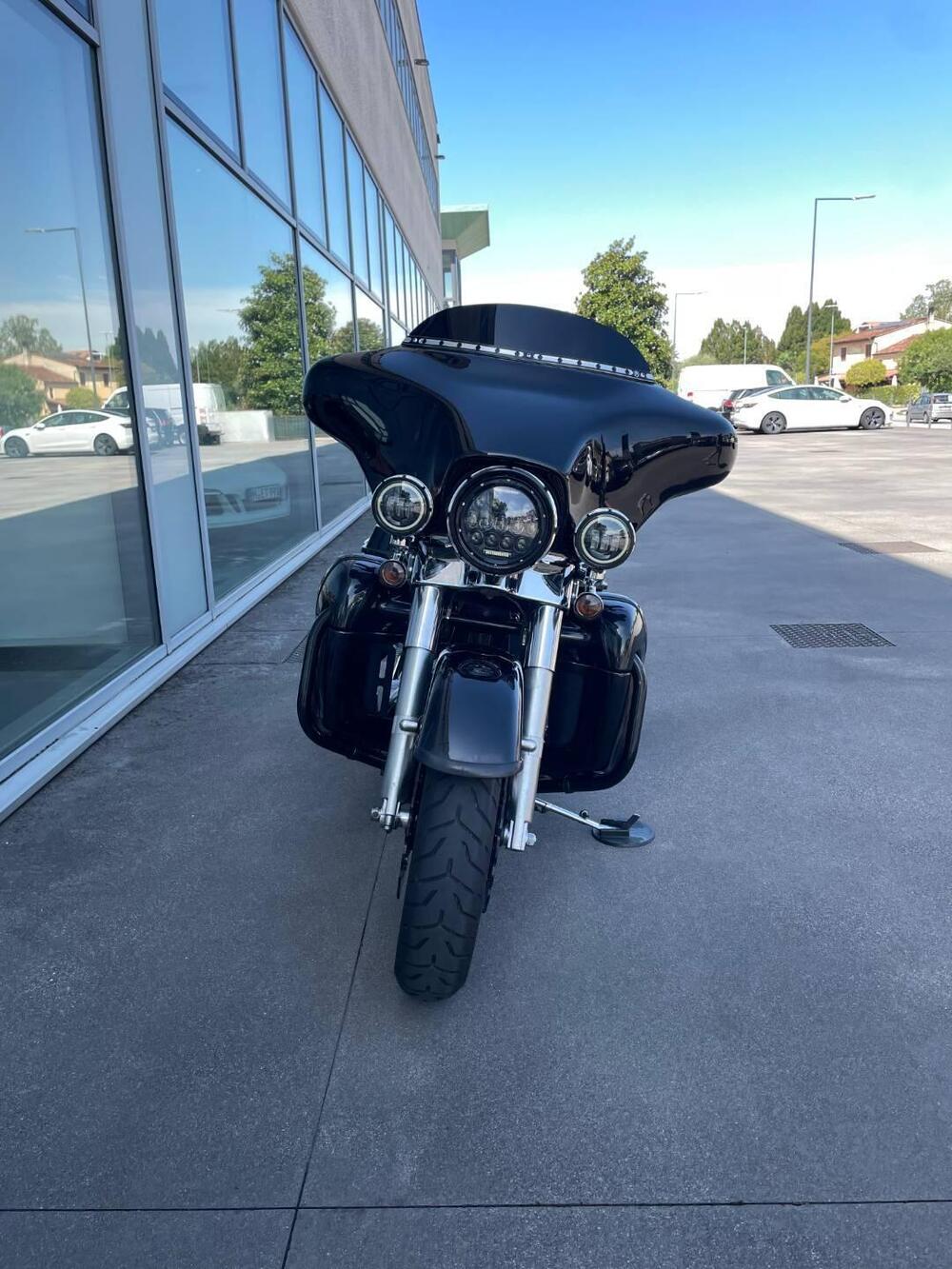 Harley-Davidson 1584 Street Glide (2008 - 10) - FLHX (9)