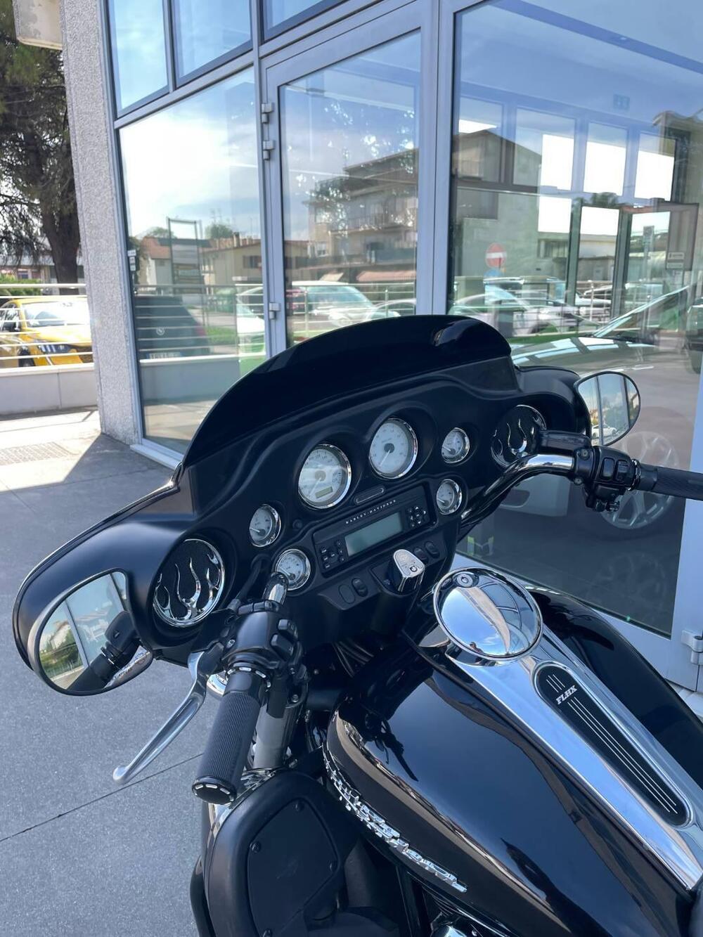 Harley-Davidson 1584 Street Glide (2008 - 10) - FLHX (4)