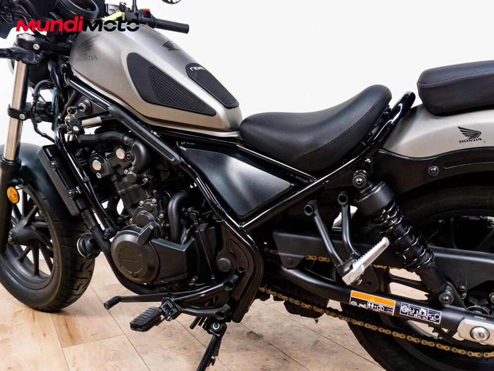 Honda CMX 500 Rebel + Special Edition (2025 - 26) (10)