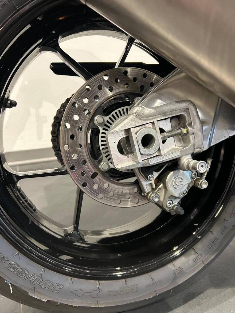 Aprilia Tuono V4 RR (2017 - 18) (9)