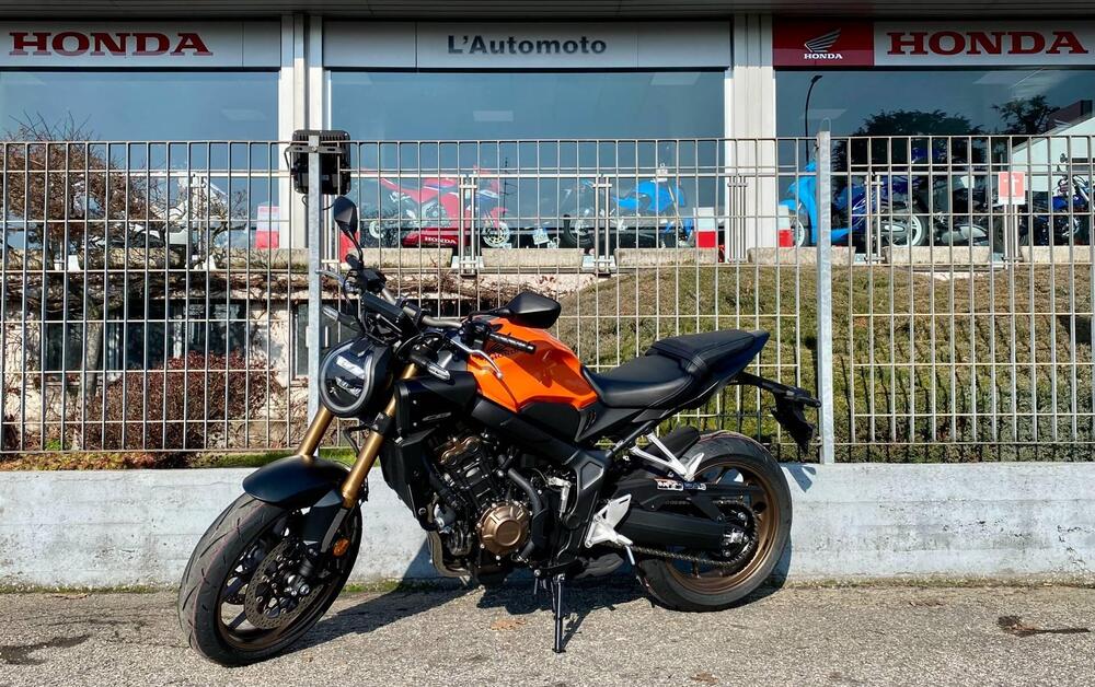 Honda CB 650 R E-Clutch (2024 - 26)