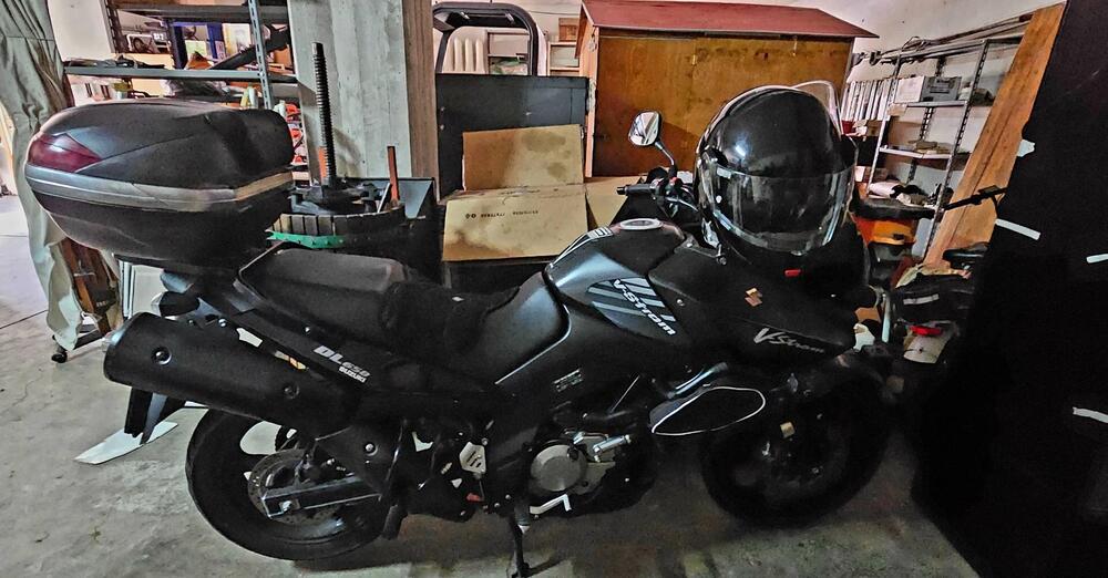 Suzuki V-Strom 650 (2008 - 11) (2)