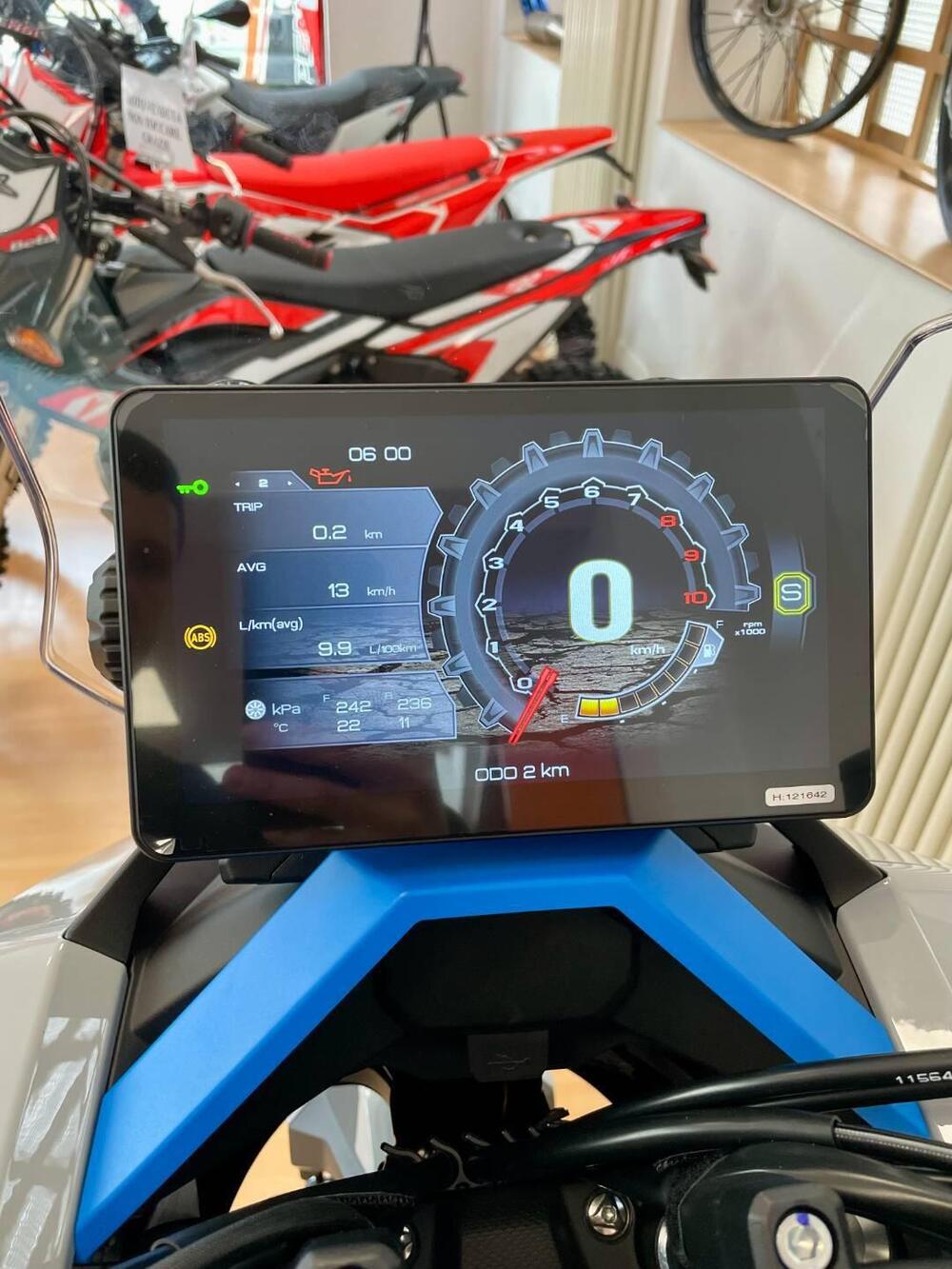 Zontes ZT368-G (2024 - 26) (6)